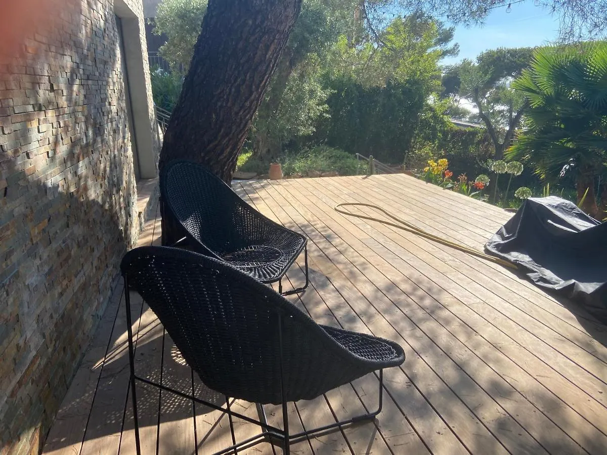 Guest house Cabanon La Calanque Du Peninsula Hotel Le Pradet