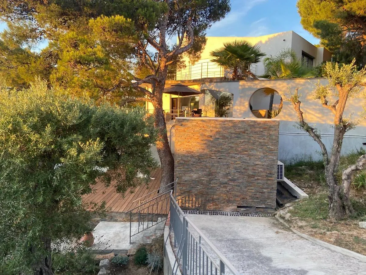 Cabanon La Calanque Du Peninsula Hotel Le Pradet Guest house